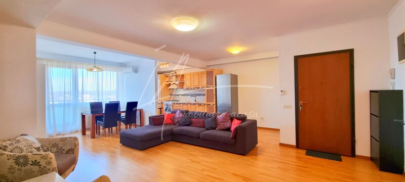 Baneasa, apartament cu trei camere mobilat, utilat si doua locuri de parcare in subteran.