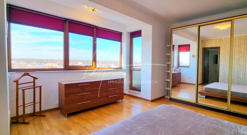 Baneasa, apartament cu trei camere mobilat, utilat si doua locuri de parcare in subteran.